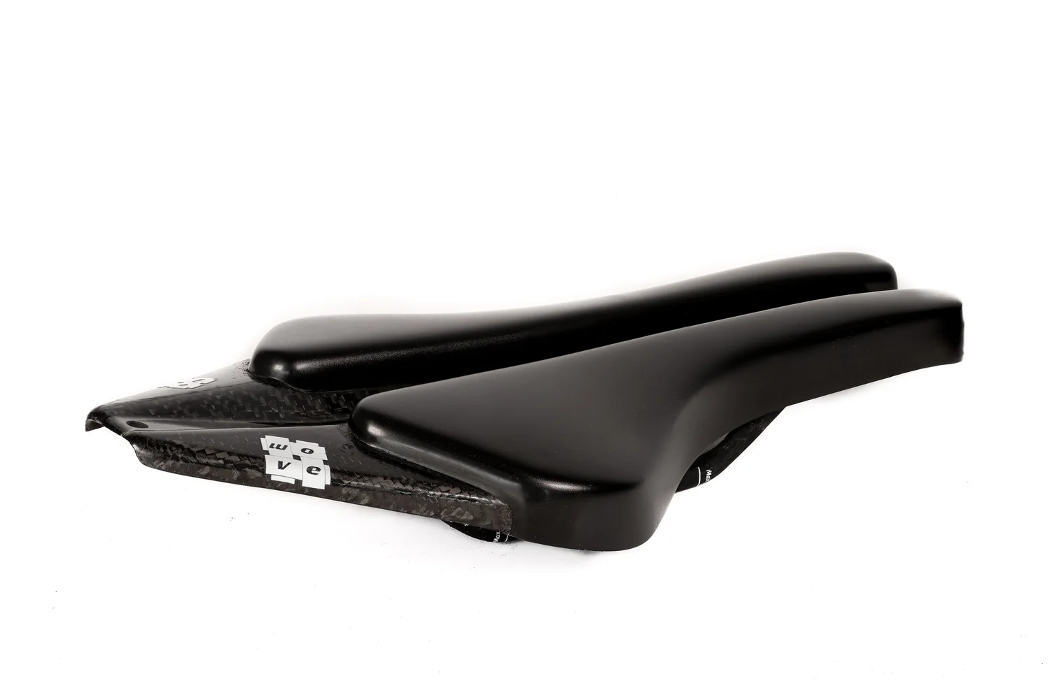 Wove bicycle saddles